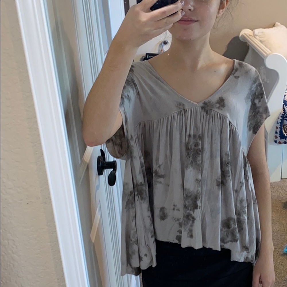 American Eagle Soft and Flowy Shirt